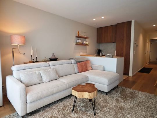 Appartement te huur - Photo 1