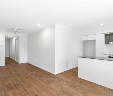 Modern Townhouse on Waler! - Photo 1