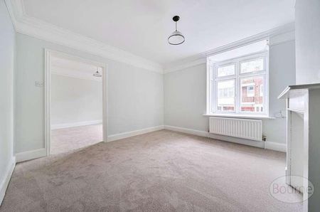 High Street, Petersfield, Hampshire, GU32 - Photo 2