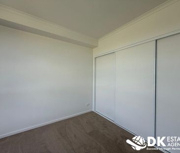 Modern and Low-Maintenance Living in the Heart of Wollert - Photo 6