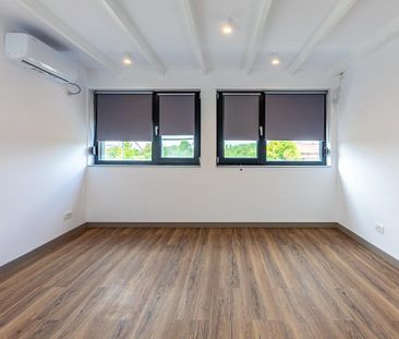 Vila unica, 147mp, teren 833mp, 4 camere, la lac - Photo 3
