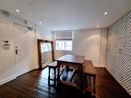 2 bedroom penthouse to rent - Photo 4