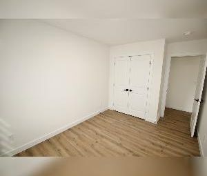 Deer Valley 3 Bed 2.5 Bath Dbl Garage Balcony Townhouse For Rent Leduc - Photo 2