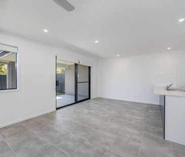 Charming 3-Bedroom Unit in Quiet Greta Location - Photo 2