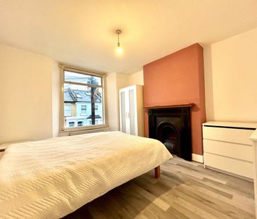 Room in a Shared House, Broughton Road, SW6 - Photo 2