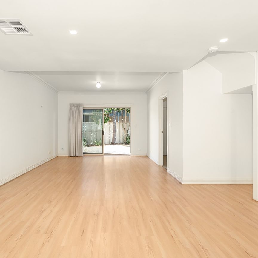 2/1 St Johns Lane, Felixstow SA 5070 - House For Rent | Domain - Photo 1