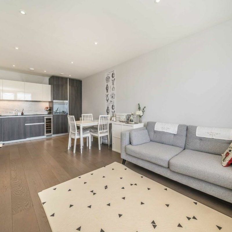 Queenshurst Square, Kingston Upon Thames, KT2 - Photo 1