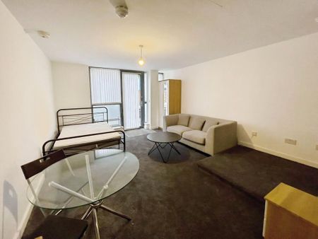 Studio to rent - Photo 3