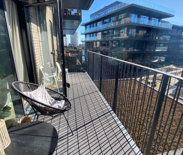 Water view, Balconies and 3 bedrooms - Photo 1