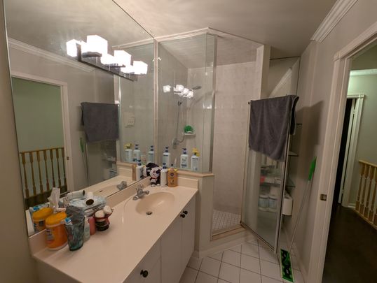 For Lease - 28 Sommerset Way Unit# 1002, Toronto, Ontario - Photo 1