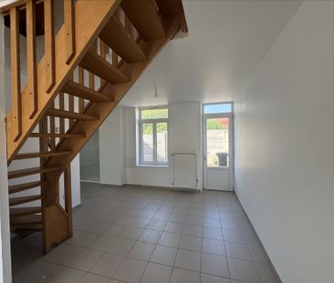 Location Maison 6 pièces 95m² - Photo 4