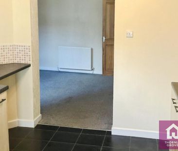 3 bedroom terraced house to rent - Photo 2