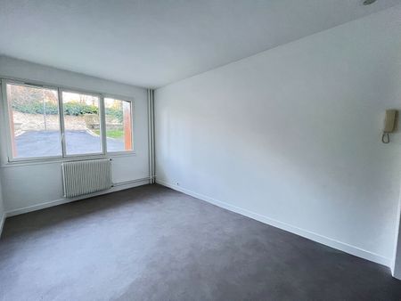 Location appartement 1 pièce, 16.00m², Reims - Photo 2