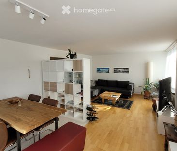 Gemütliche 3- Zimmer Wohnung mit grosser Terrasse - Photo 2