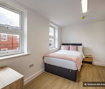 1 bedroom in a flat share to rent - Photo 4