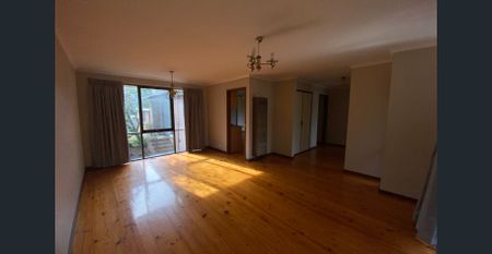 Well-appointed family home - Photo 2