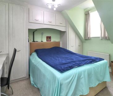 4 bedroom semi-detached house to rent - Photo 4