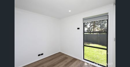 Beautifully Renovated Family home in the heart of Sunshine West - Photo 3
