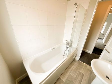 Park Terrace, Town Centre, DN1 - Photo 3