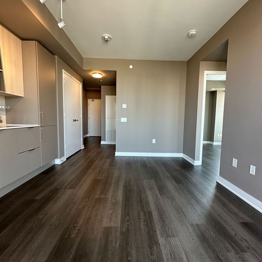 For Lease - 3900 Confederation Parkway Unit# 1711, Mississauga, Ontario - Photo 1