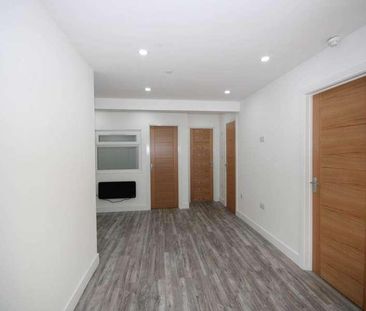 High Street, Blackwood, NP12 - Photo 4