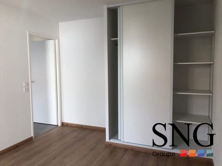 T2 AVEC TERRASSE ET PARKING - Photo 4