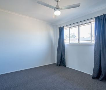 VERY CENTRAL POSITION, SECURE COMPLEX WITH GATE AND POOL, MINS TO S... - Photo 1