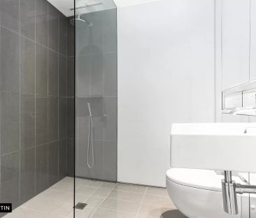 MGM MARTIN - ONE BEDROOM APARTMENT - Photo 5