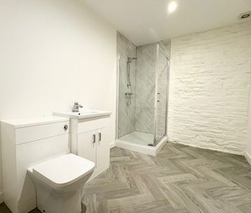 Piccadilly - Photo 3