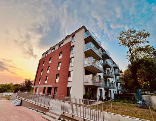 Ciche mieszkanie z dwoma miejscami w garażu! 47.35 m² - Фото 1