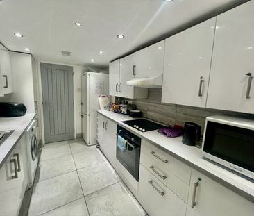 Anns Hill Road, Gosport - Photo 2