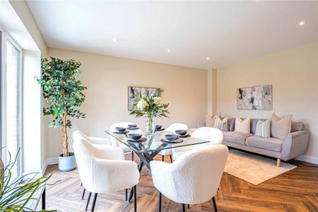 3 bed Semi Detached House for rent - Photo 4