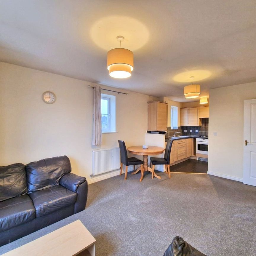 2 Bed Flat, Signet Square, CV2 - Photo 1
