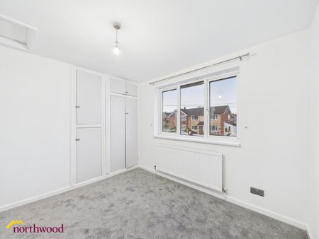 3 bedroom semi-detached house to rent - Photo 2