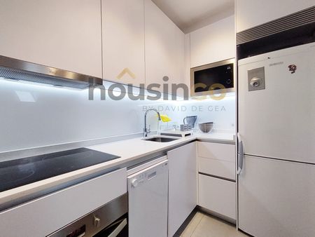 One bedroom penthouse on Calle Don Ramón de la Cruz - Photo 2