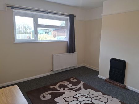 3 bedroom detached bungalow to rent - Photo 4