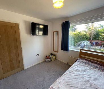 1 bedroom in a house share to rent - Photo 6