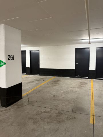 For Lease - 2520 Eglinton Avenue Unit# 913, Mississauga, Ontario - Photo 2