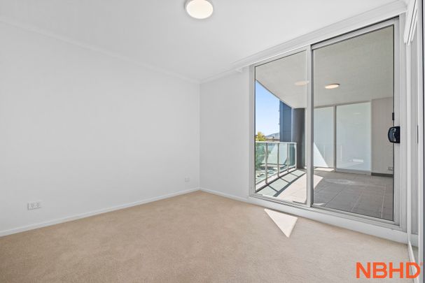 Effortless City Living with Unmatched Connectivity - Photo 1