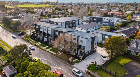 stylish two bedrooms unit - Photo 5