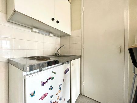 Location Appartement 1 pièce 21m² BREST 29200 - Photo 2