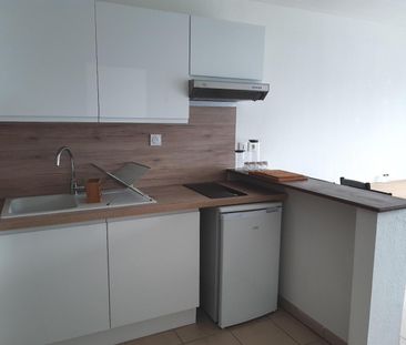 Location Appartement 2 pièces 40m² BORDEAUX 33300 - Photo 5