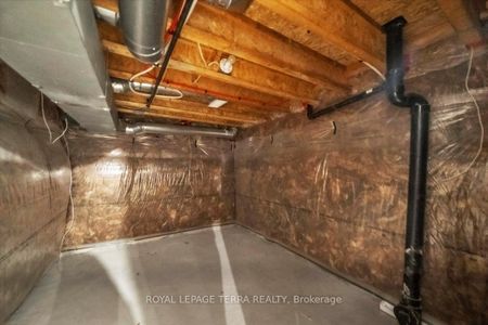 For Lease - 67 CRYDERMAN Lane, Clarington, Ontario - Photo 3