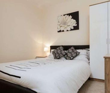 Carmel Court, Holland Road, Manchester, M8 - Photo 3