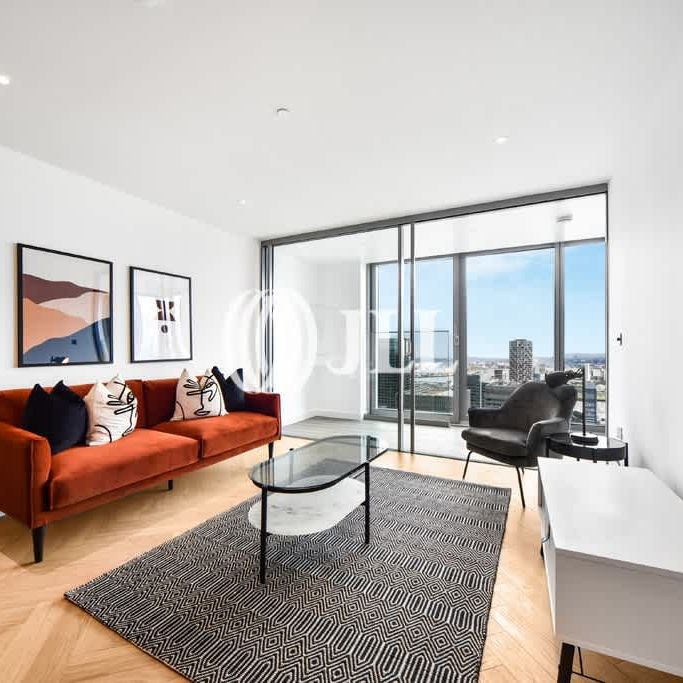 Landmark Pinnacle, Marsh Wall E14 - Photo 1