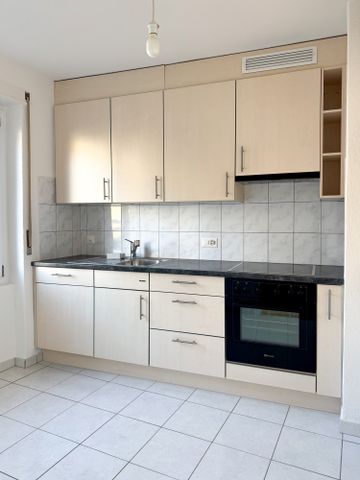 3.5 Zimmer, 75 m², 2. Stock - Photo 2