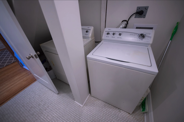 858 Bronson Avenue, Ottawa, ON - Photo 1