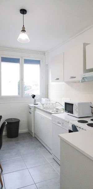 Villeurbanne - Le Richard - Chambre 1 - Photo 1