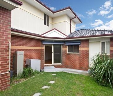 5/39 Bamfield Road, Heidelberg Heights VIC 3081 - Photo 3