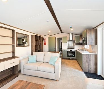 2 bedroom property to rent - Photo 1